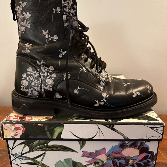 Erdem x H&M Ladies Leather Floral Lace-up Boots - Picture 2 of 11